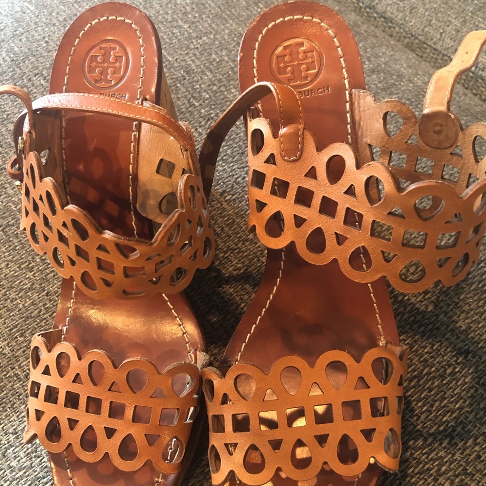 Shoes - Picture 2 of 5